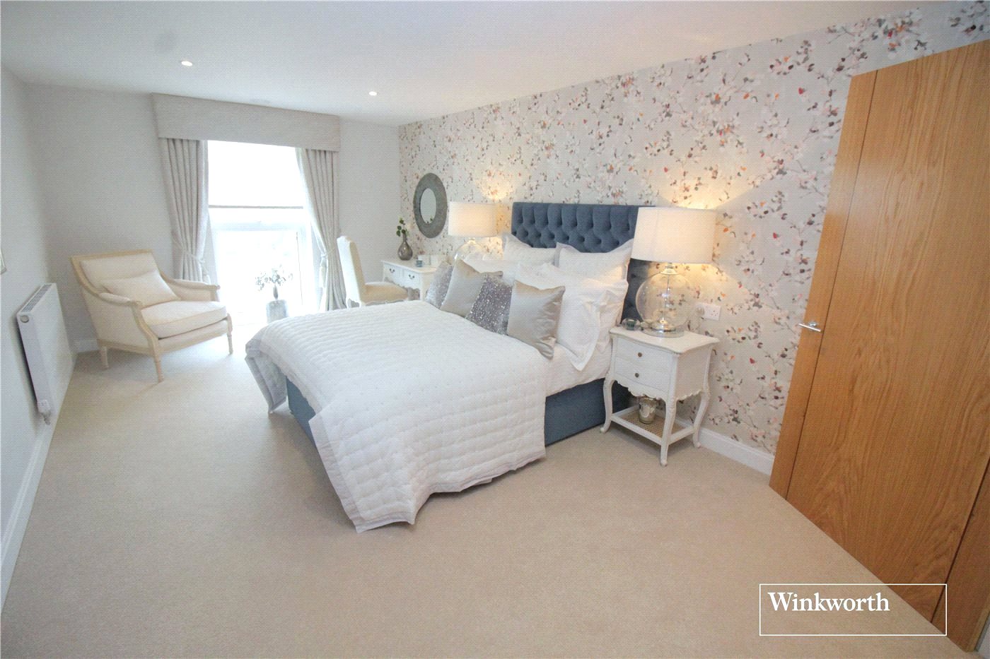 2 Bed Show Flat
